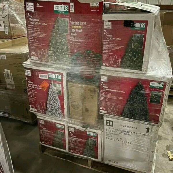 Bulk Christmas Tree Liquidation Pallets 10 Items