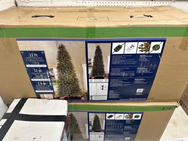 Bulk Christmas Tree Liquidation Pallets 10 Items - Image 7