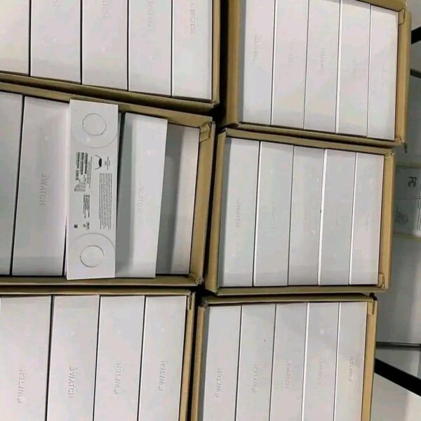 Wholesale Apple Watches Liquidation Pallets - Image 4